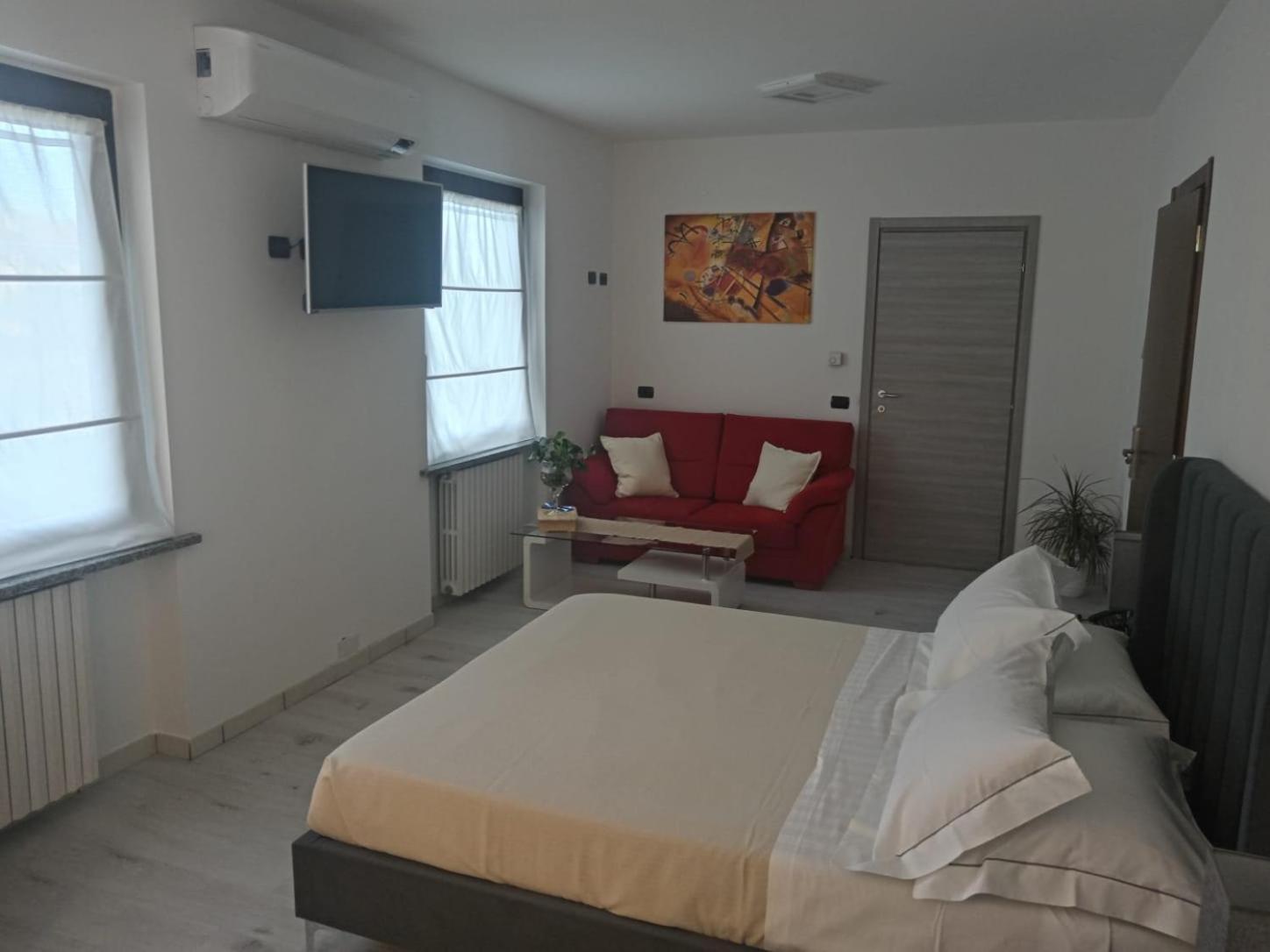 Hotel Baiardo Romagnano Sesia 외부 사진