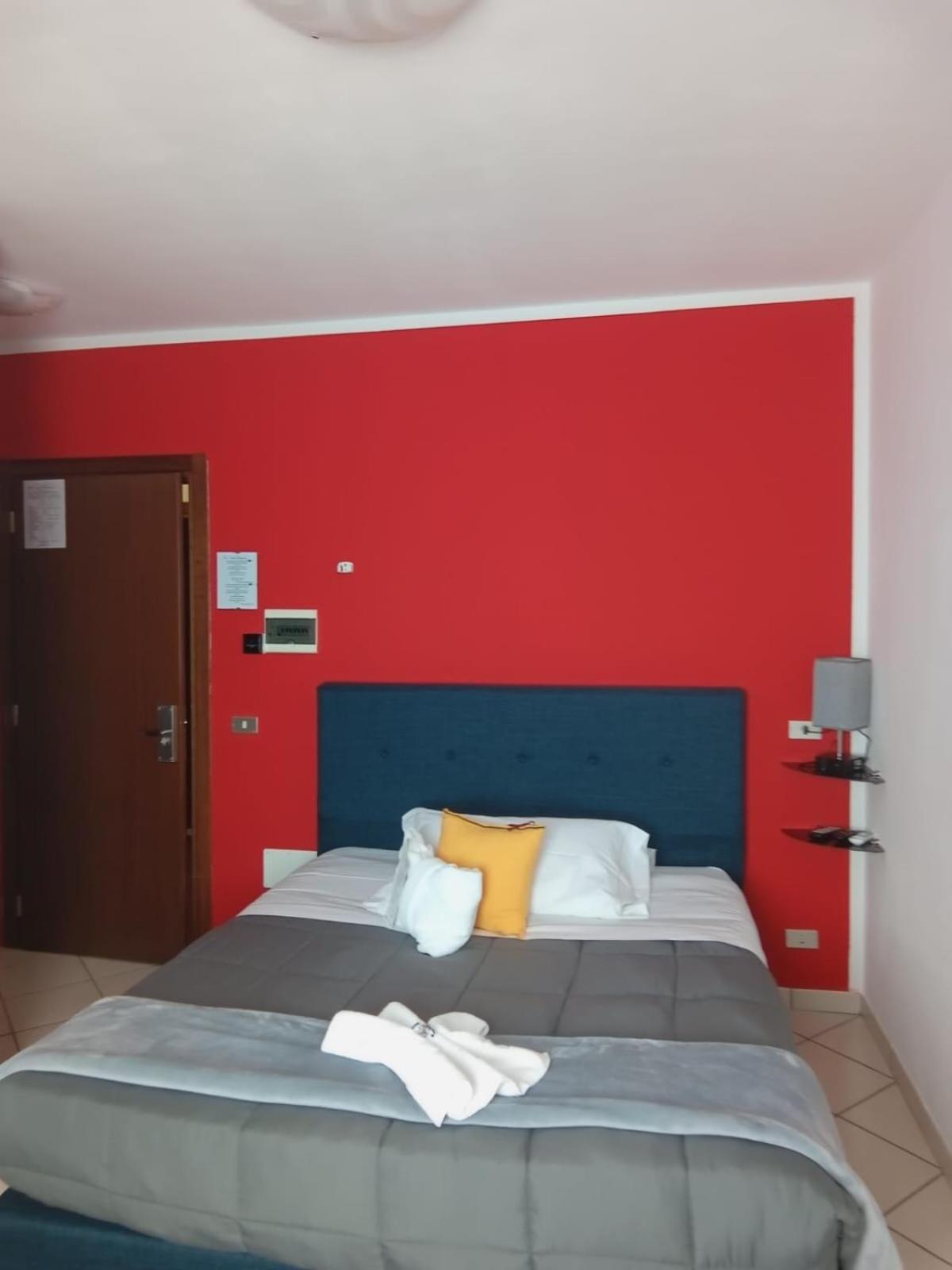 Hotel Baiardo Romagnano Sesia 외부 사진
